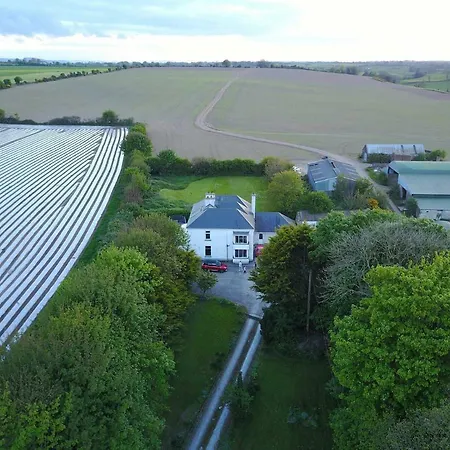 Riverside Nocleg ze śniadaniem 3*