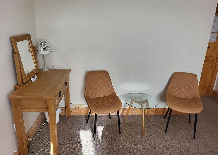 Riverside Bed & Breakfast 3*