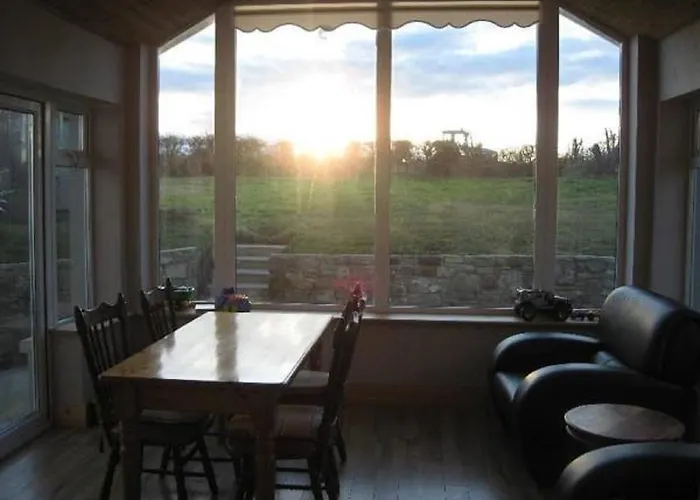 Riverside Bed & Breakfast 3*